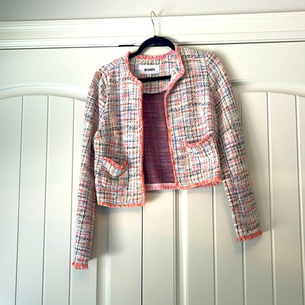 Adorable blazer!